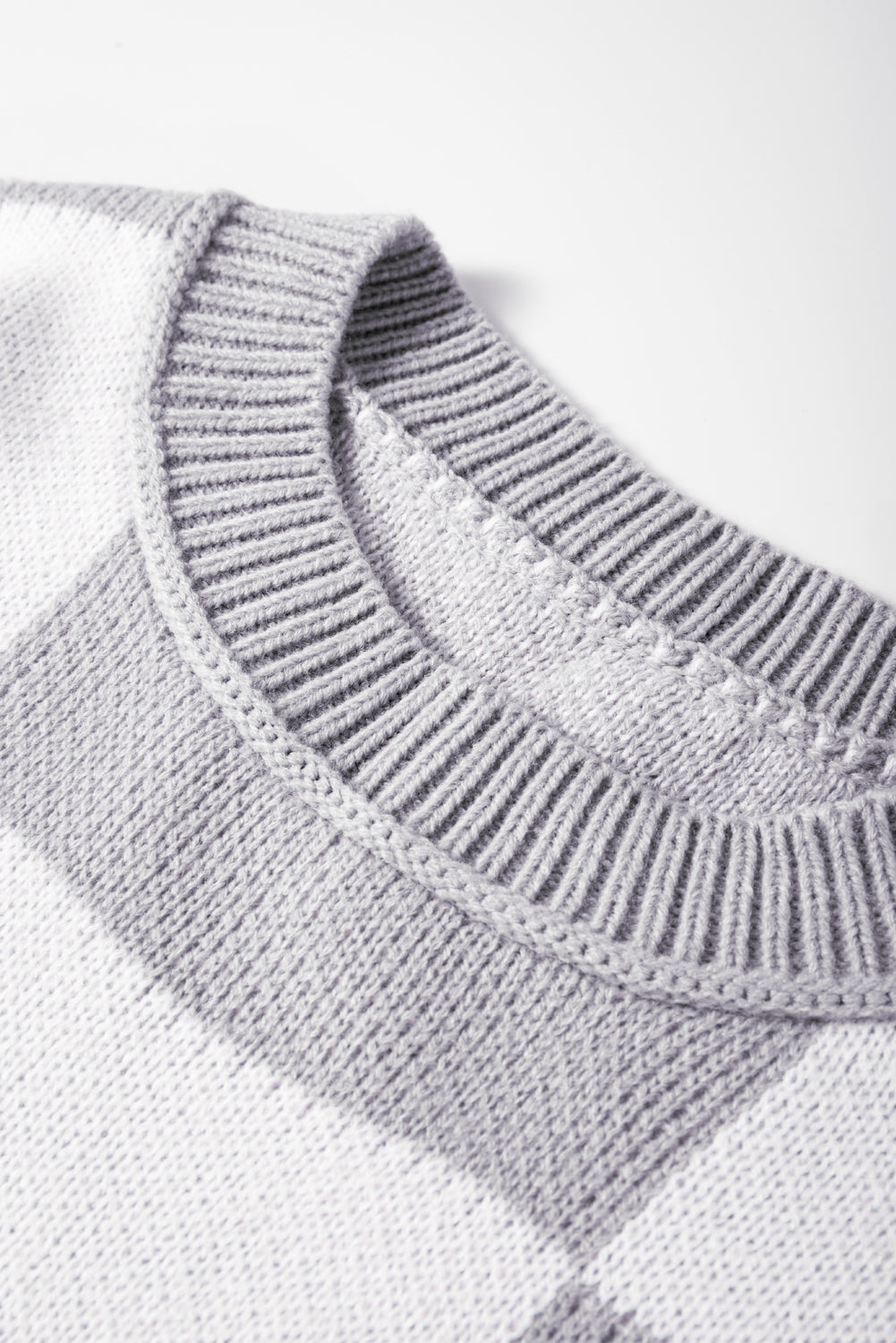 Checked Bishop Sleeve Pullover Sweater