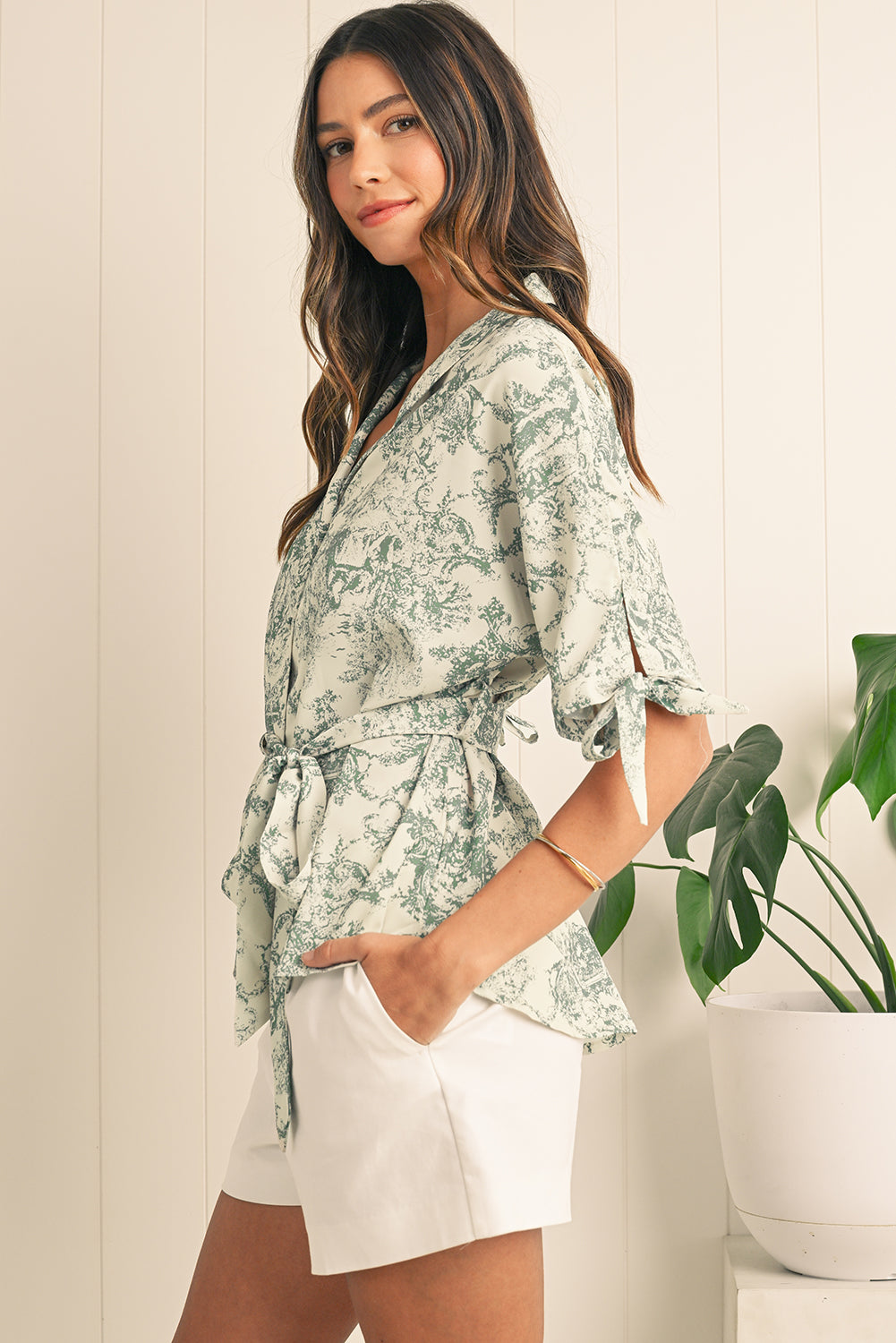 Viridis V-Neck Button Shirt