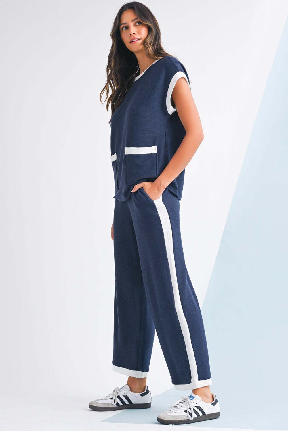 Nia Contrast Trim T-Shirt and Wide Leg Pants Set
