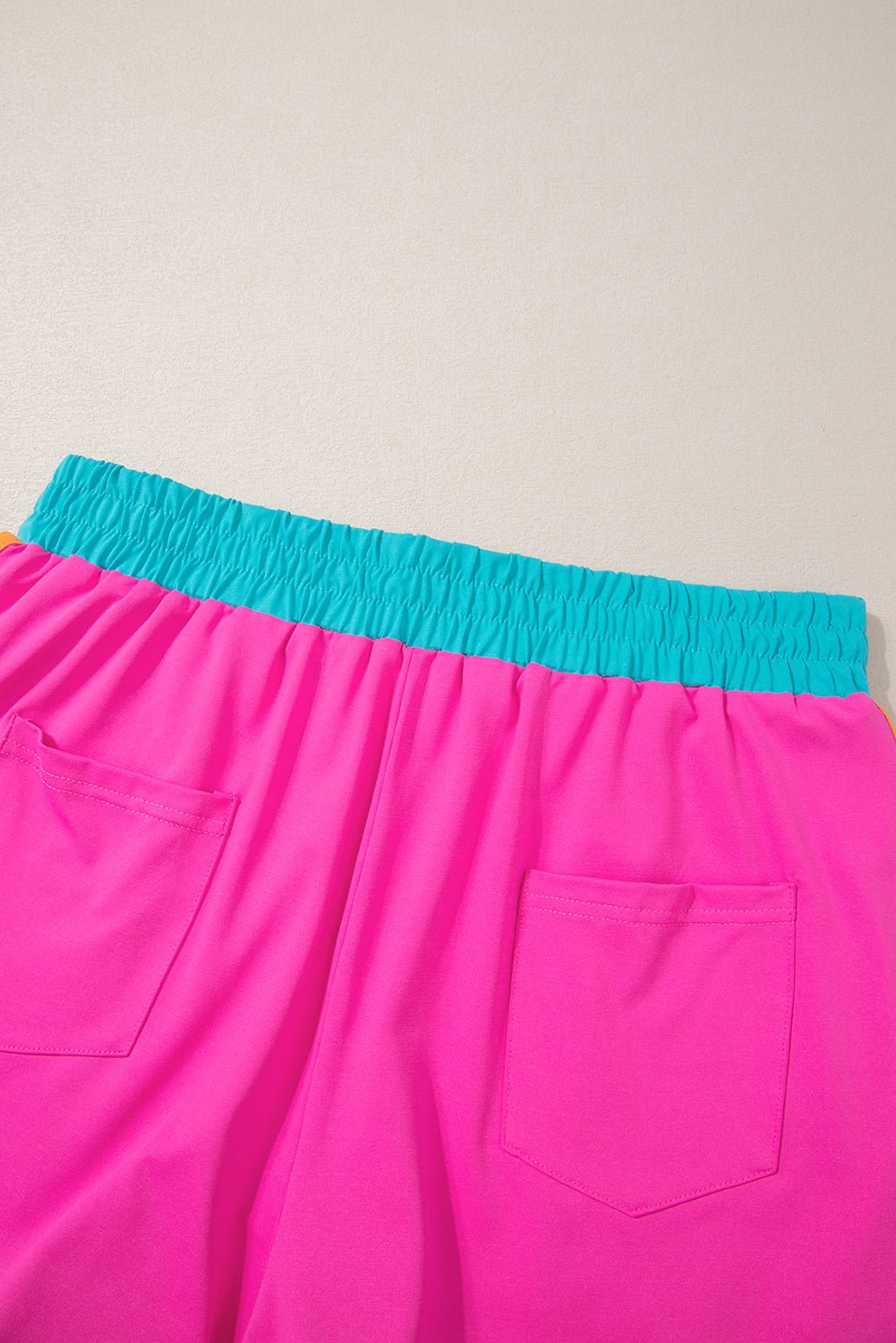 Color-Block Top and Elastic Waist Shorts Set