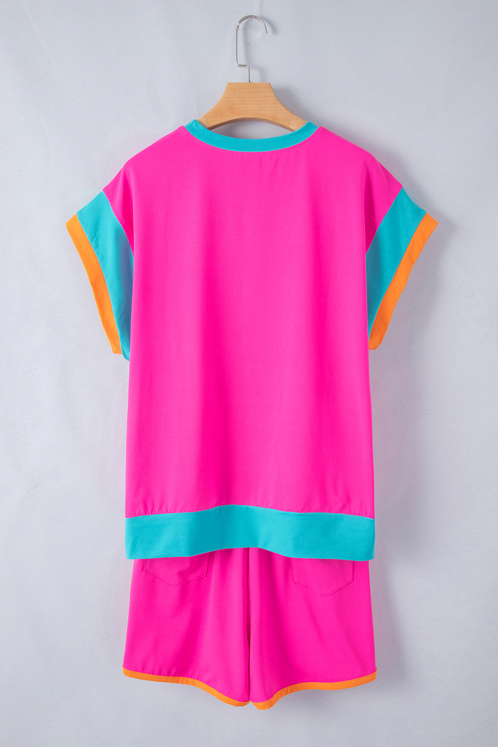 Color-Block Top and Elastic Waist Shorts Set