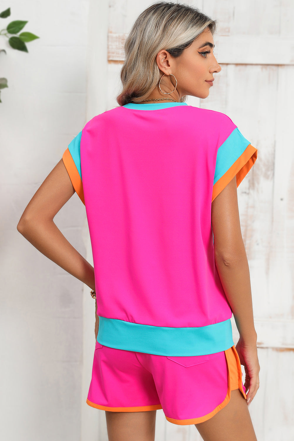 Color-Block Top and Elastic Waist Shorts Set