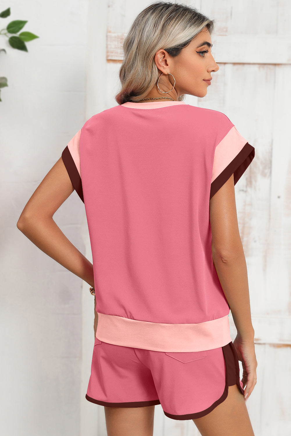 Color-Block Top and Elastic Waist Shorts Set
