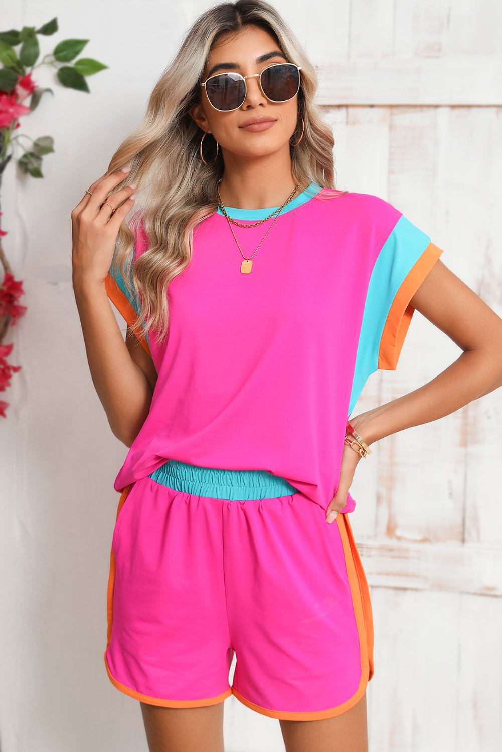 Color-Block Top and Elastic Waist Shorts Set